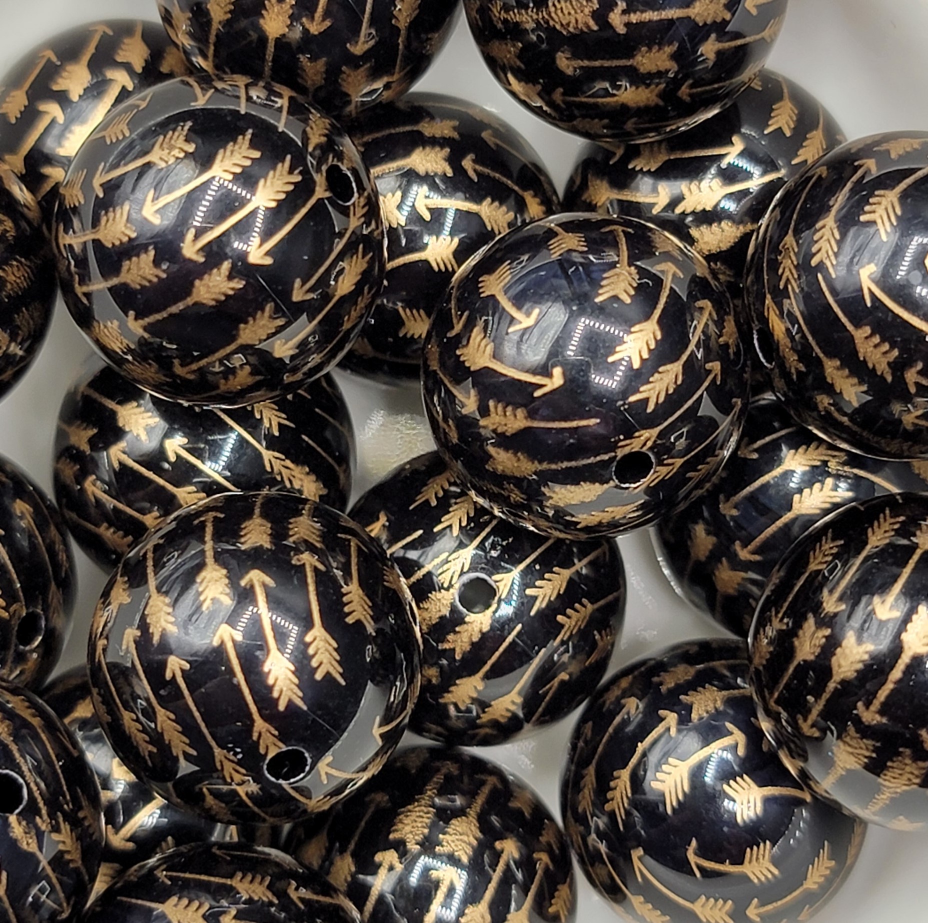 Black with Gold Arrows - 5pc. Beads