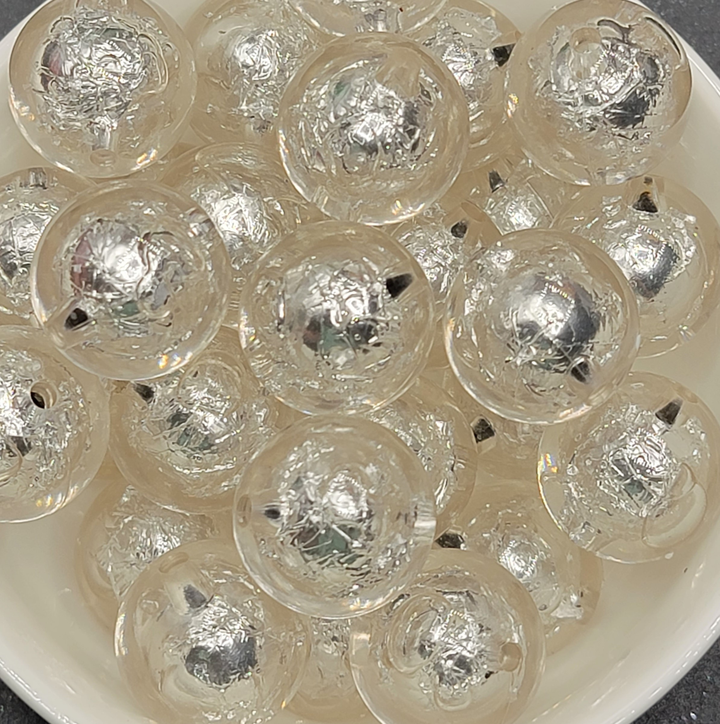 Foil Core - WHITE 5pc. - Beads