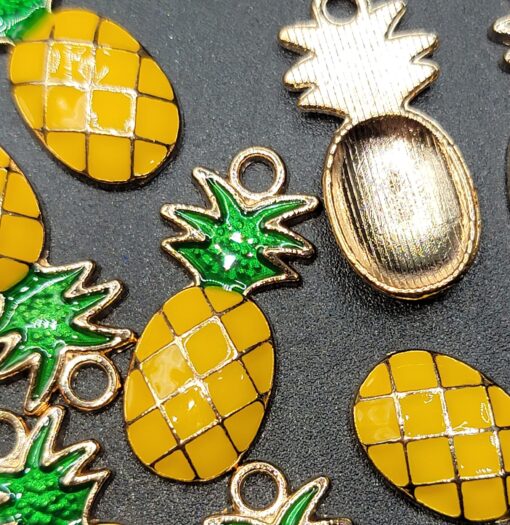 Pineapple - Charm 1piece