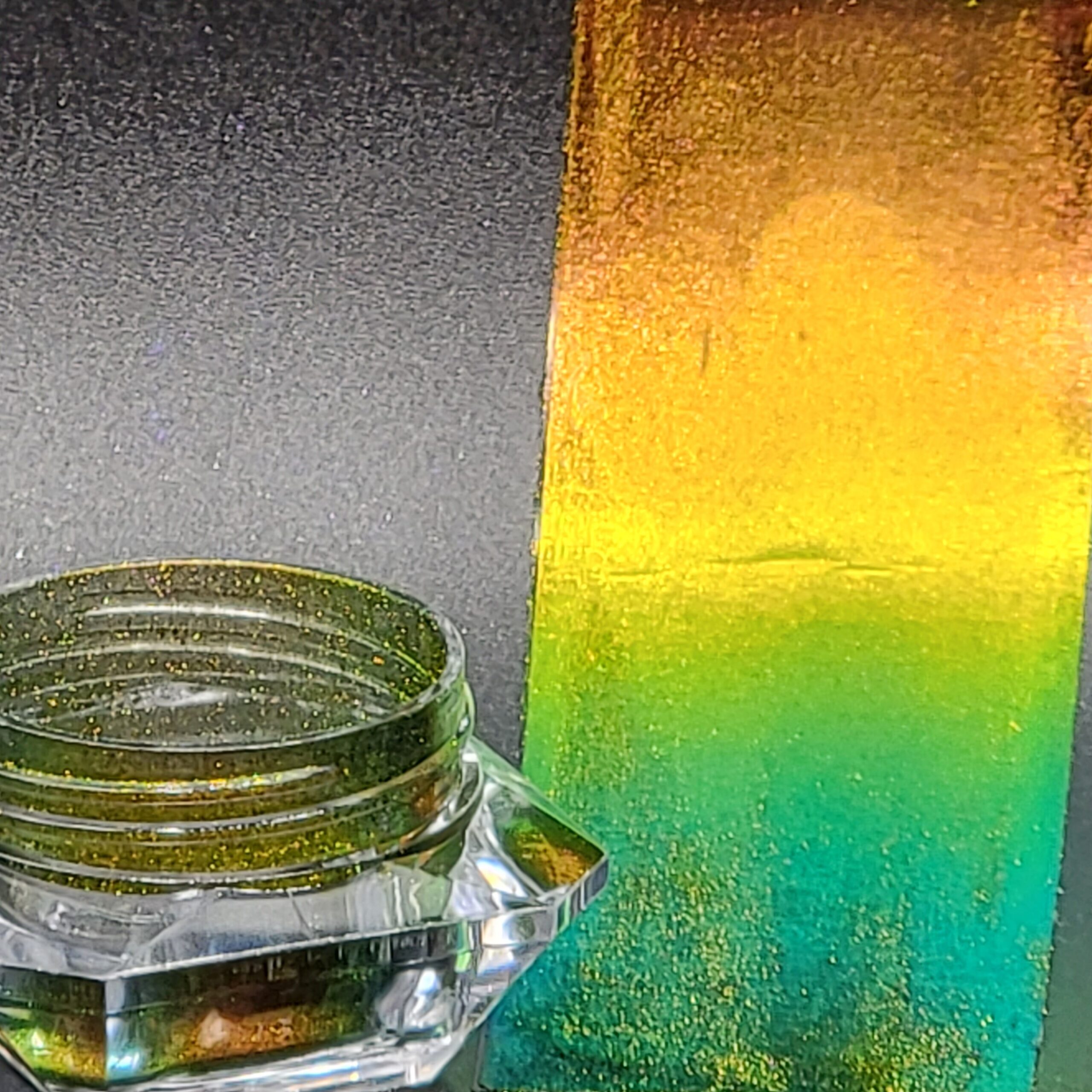 Agave (chrome pigment)