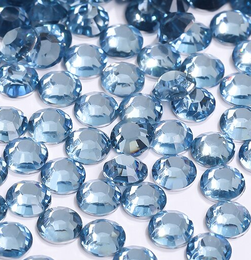 D09 Light Sapphire - 4mm