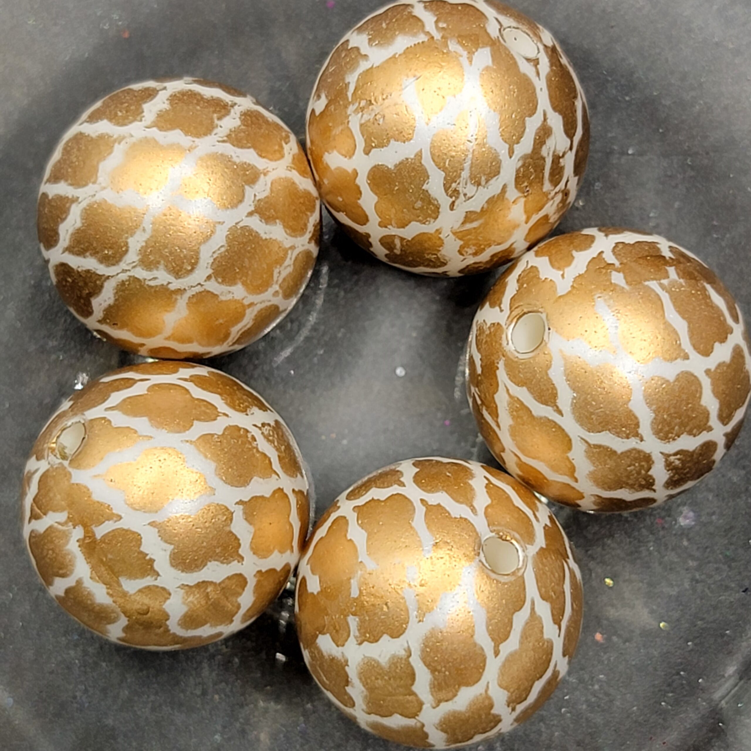 Gold Quatrefoil - 5pc beads