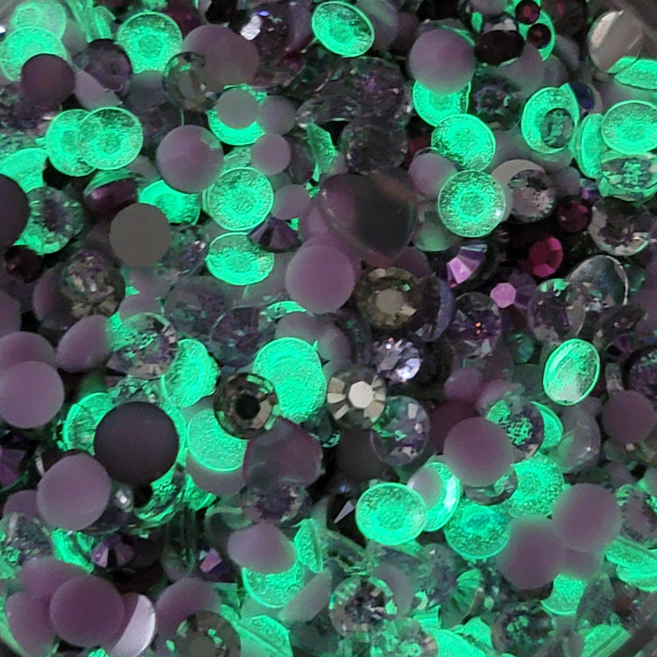 A Passion for Purple - Resin Mix - Image 4