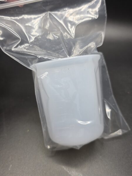 Reuseable Silicon mixing cup