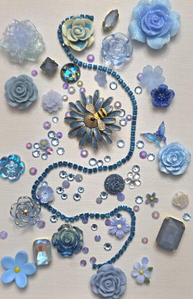 DEP115 - BEE/BLUE DAISY