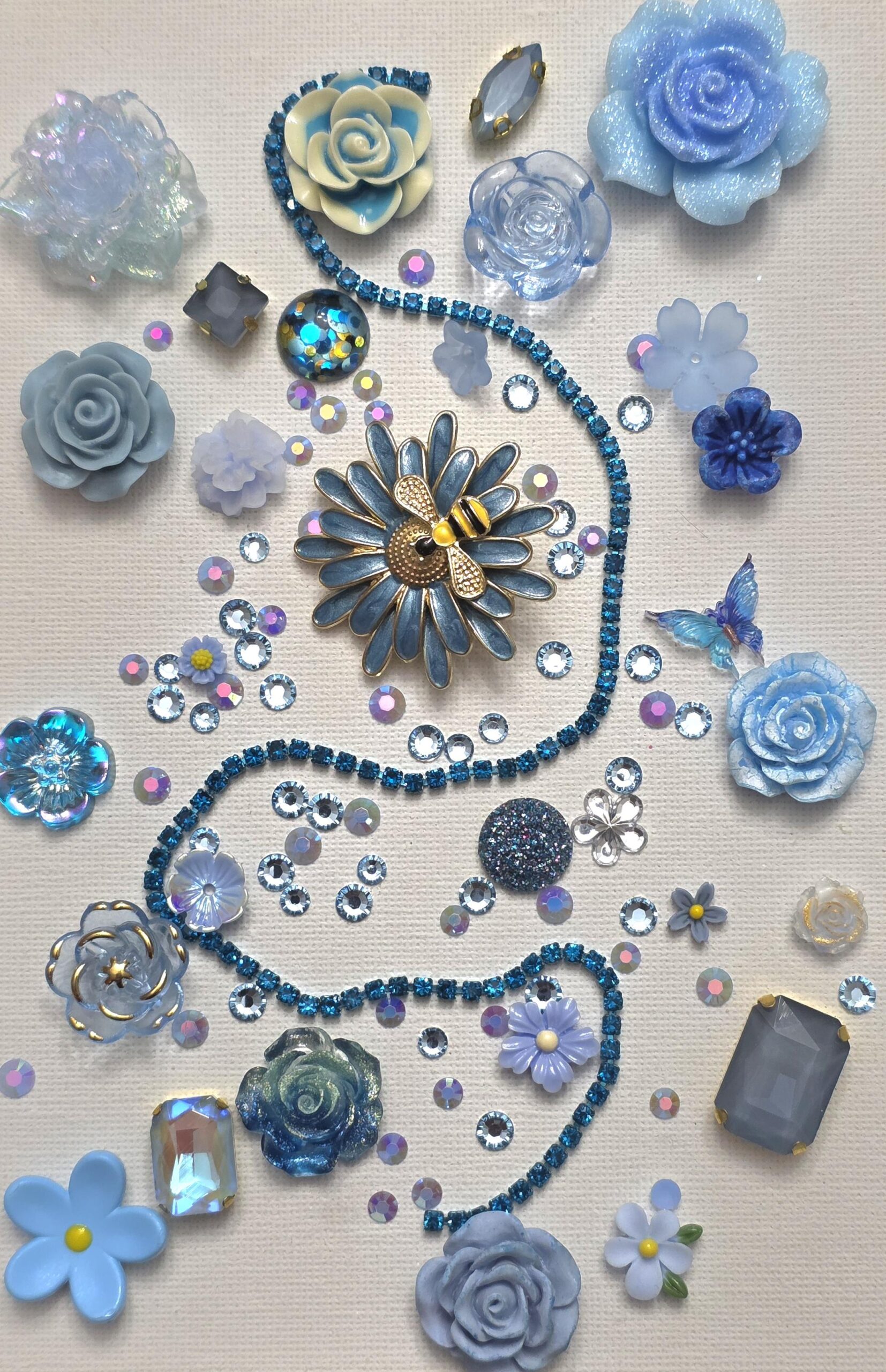 DEP115 - BEE/BLUE DAISY